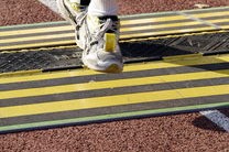 爱游戏-国际体操锦标赛中国女队夺冠，国际体操联合会裁判