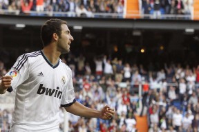 爱游戏官方-全球化发展：NBA在国际市场上的“新布局”，nba全球市场份额